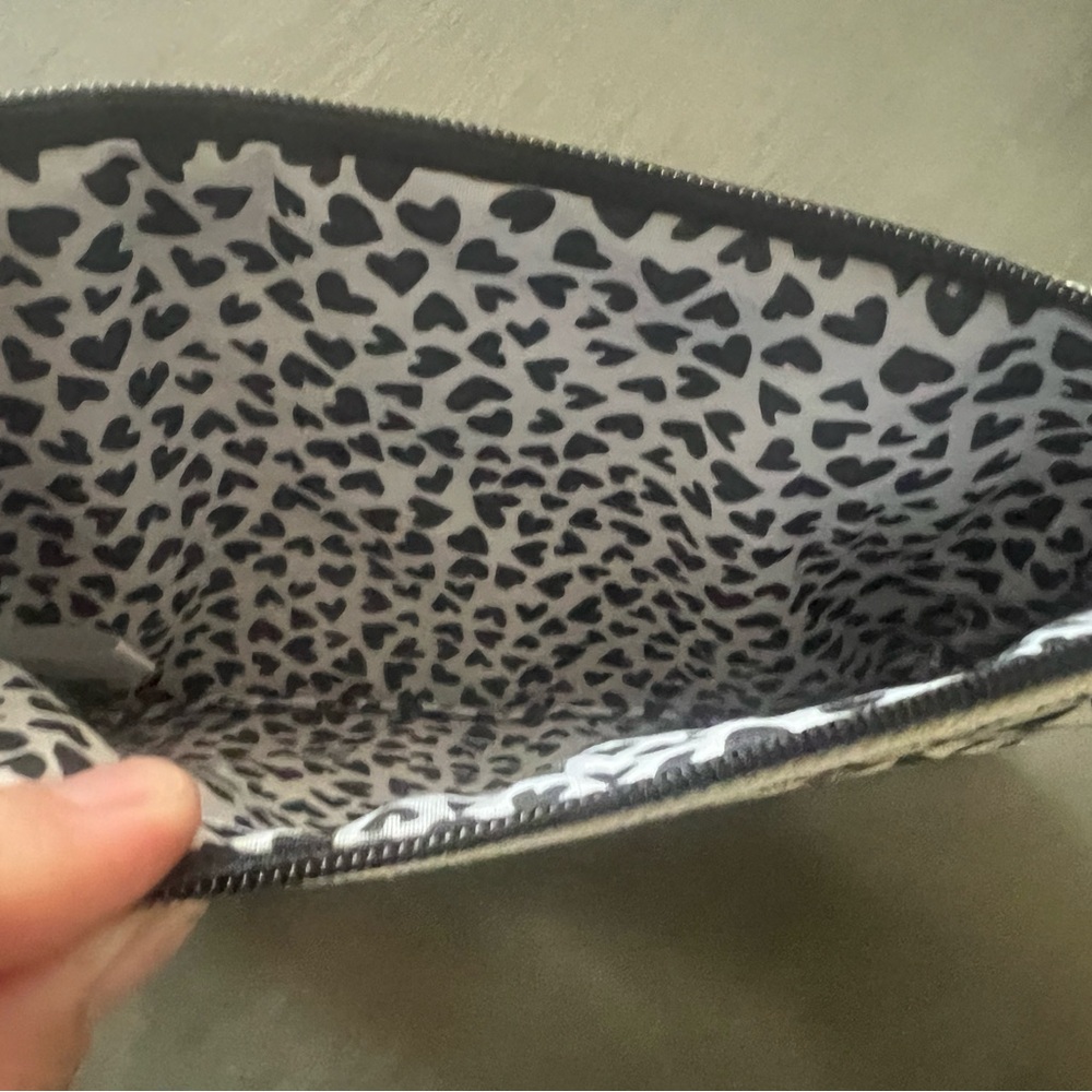 Brighton LOVE zip pouch - Picture 3 of 3
